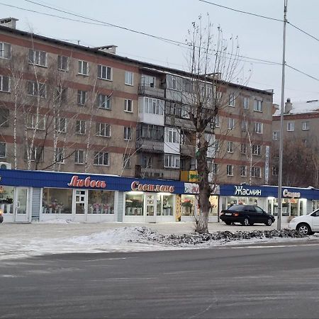 1 Комнатные Апартаменты На Садуакасова 24 Kokshetau Exterior photo
